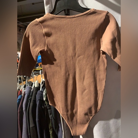 Zara Brown Ribbed Bodysuit - Picture 2 of 2